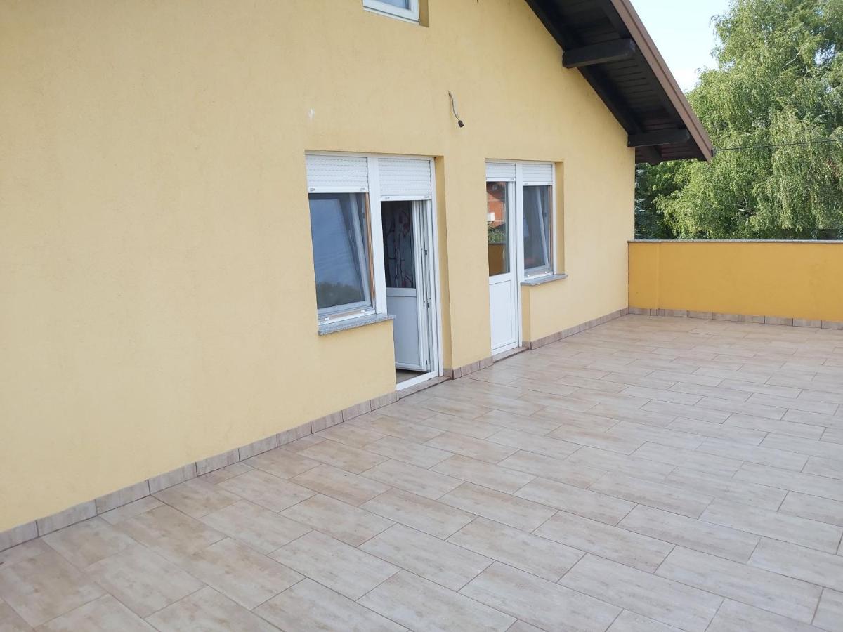 Apartments Krapec3 Jezdovec Екстер'єр фото